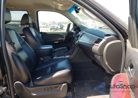 2007 Cadillac Escalade Standard from USA, damaged, VIN 1GYFK63887R341428